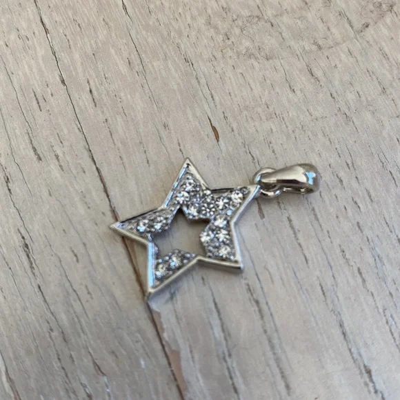 Pendant - Picture 2 of 2